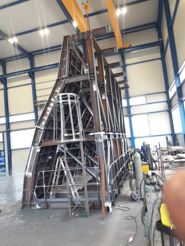 Prallwand für Brecheranlage